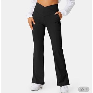 HALARA Crossover Pocket Split Hem Full Length Flare Leggings-Smile